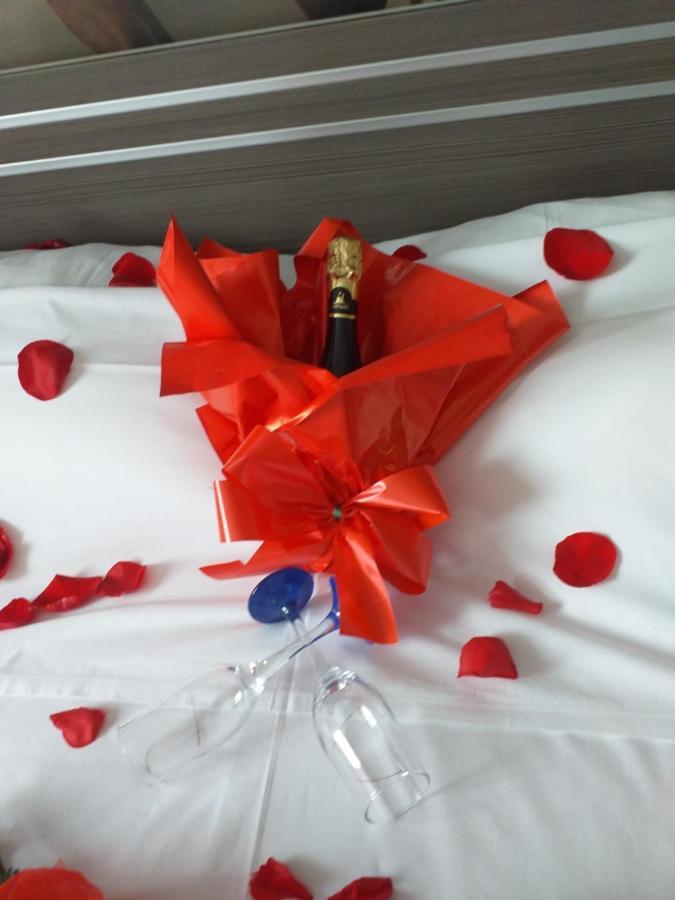Hotel Hobby 胡内多阿拉 外观 照片